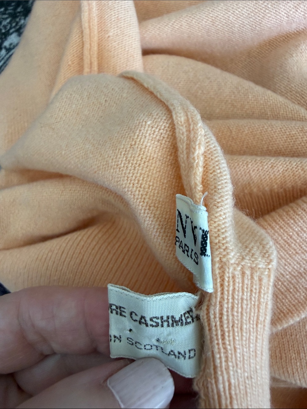 Vintage Lanvin Scottish Cashmere Sweater with Dolman 3/4 Sleeve. Navy/Peach. - Picture 8 of 10